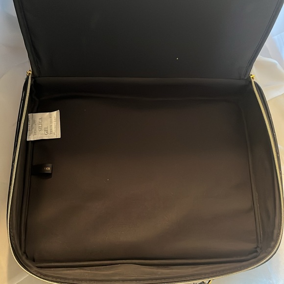 Ester Lauder 14”x11” Makeup travel case - Picture 4 of 4